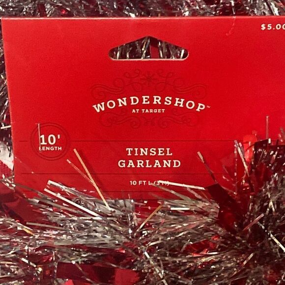 Christmas Lot: 2 Lined Knit Stockings 2 Sets 10’ Tinsel Garland & Kitchen Towels - Picture 6 of 9